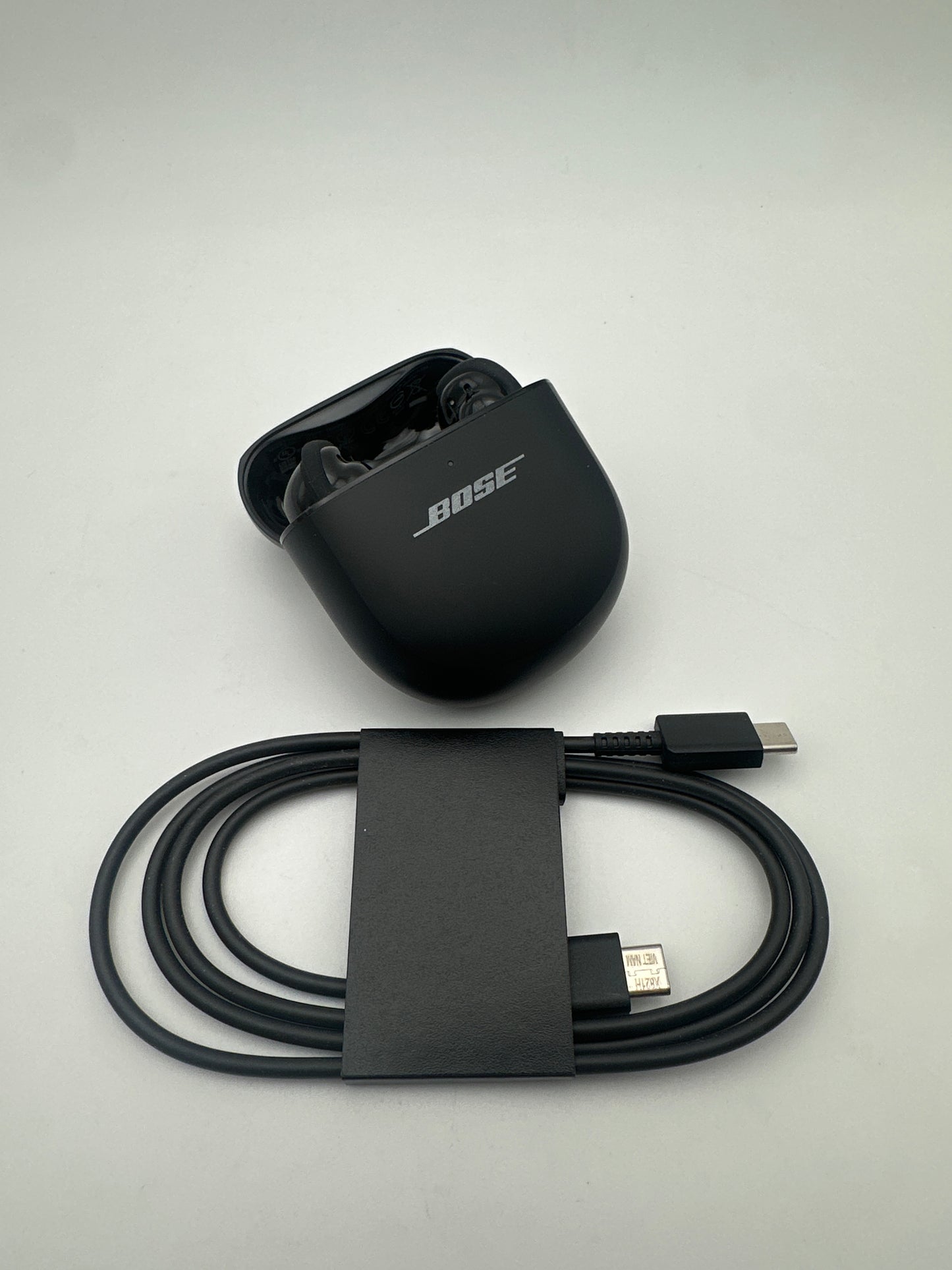 Bose QuietComfort Ultra Earbuds (USED)
