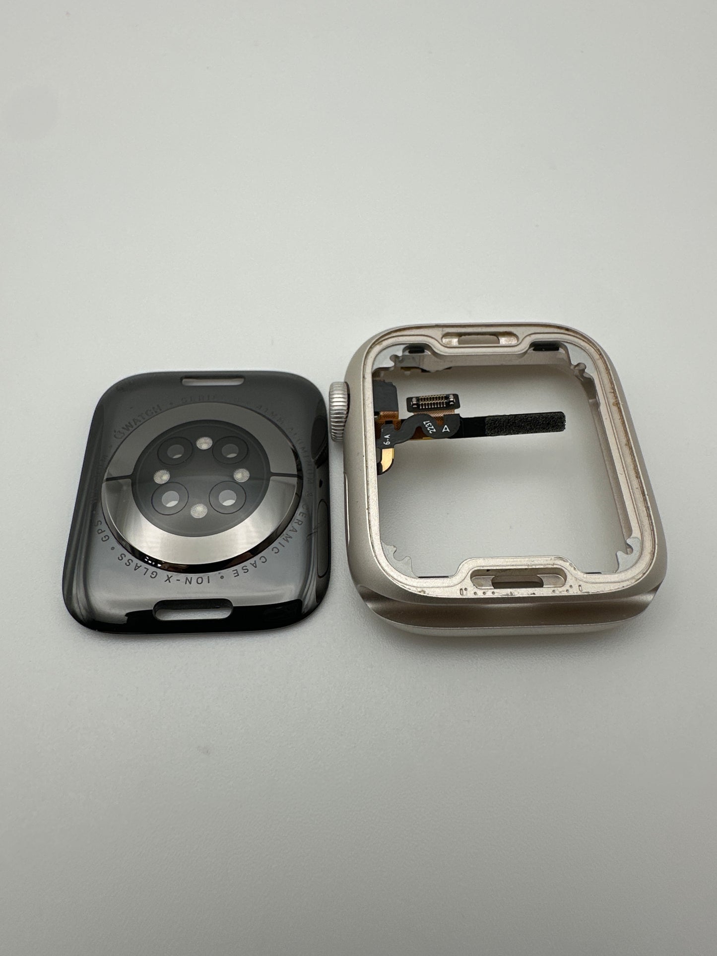 Apple Used Watch Series 8 41mm Starlight GPS Backhousing OEM